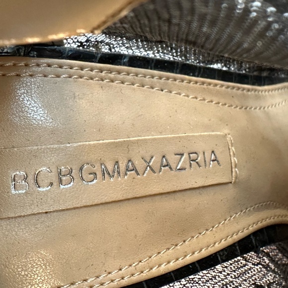 BCBG MAXAZRIA Pointed Toe Heel Ankle Boots AMAZING CONDITION! SEXY,HOLIDAY!HOT🤩 - Picture 15 of 16